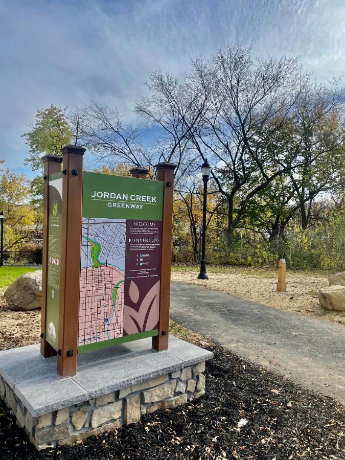 Las Margaritas Allentown Dış mekan fotoğraf